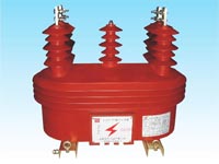 High voltage instrument transformer